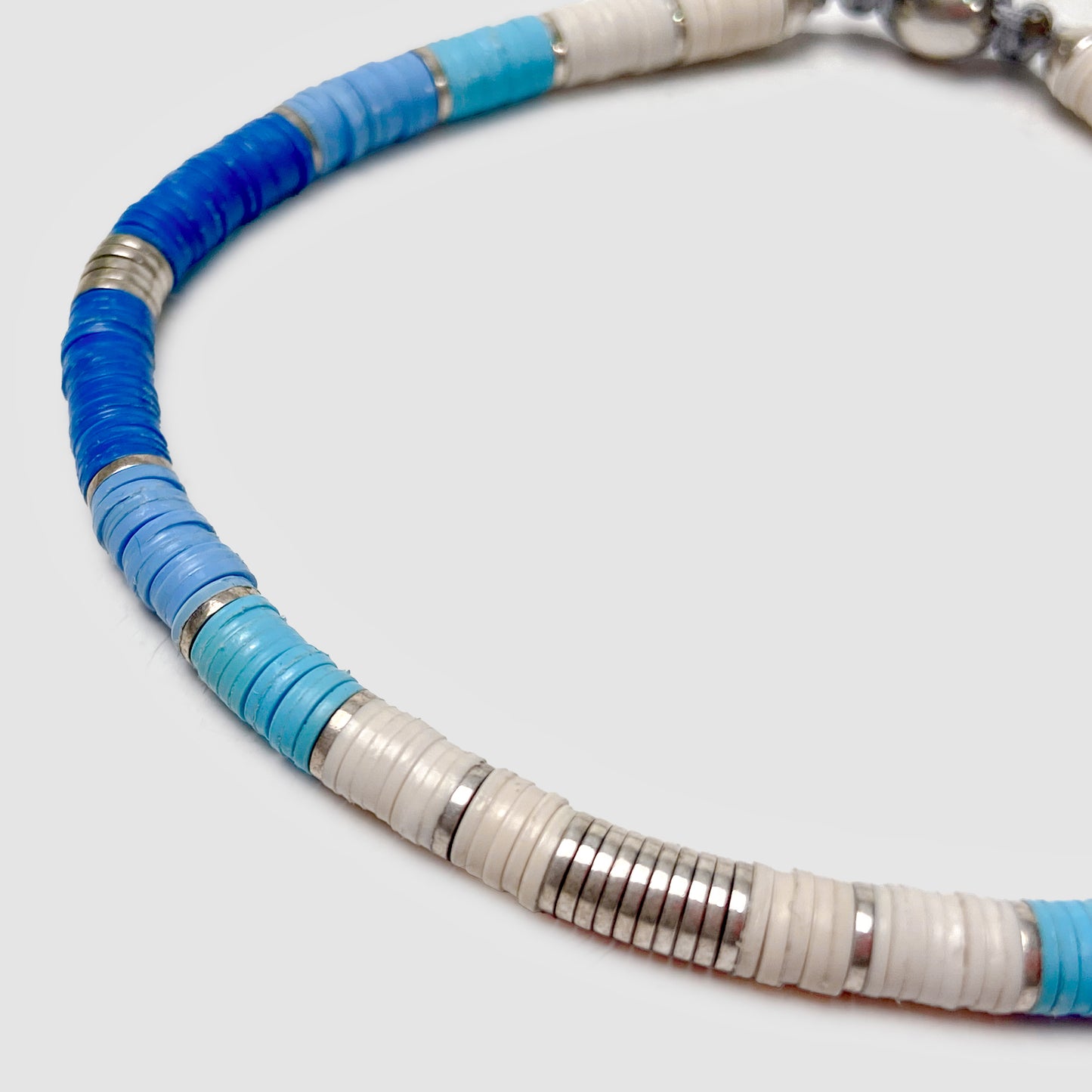 Rizon in Light Blue Pattern Beads with Silver Discs