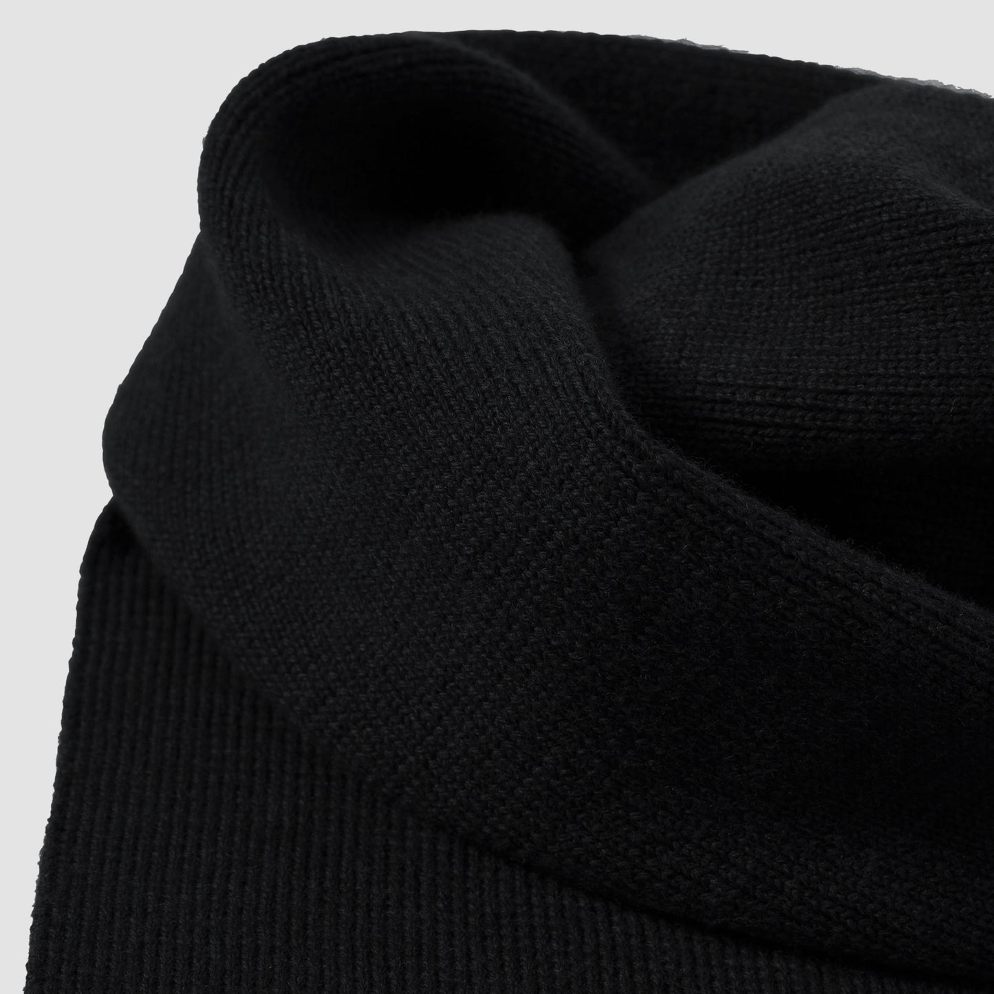 Merino Wool Ribbed Classic Scarf - Deep Black