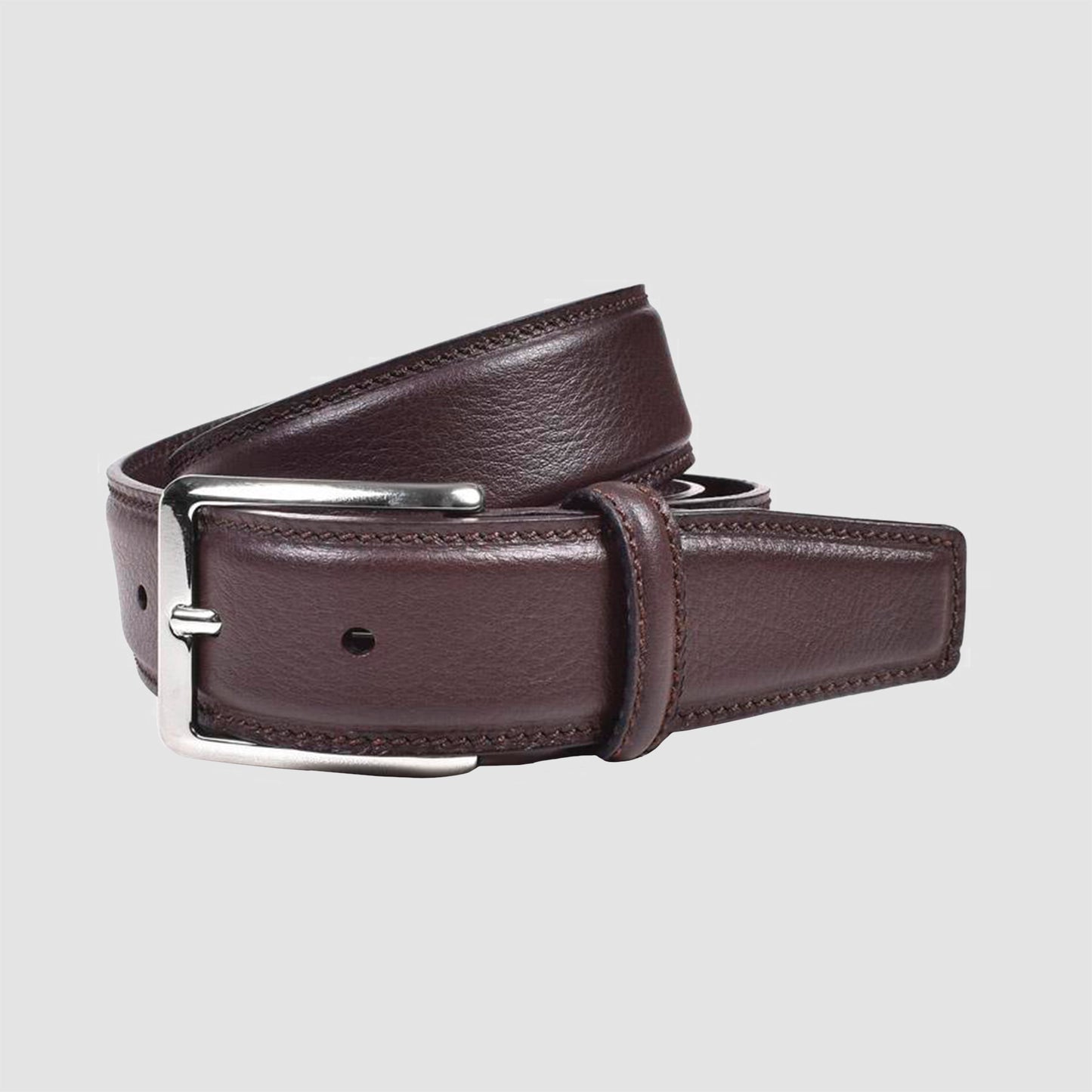 Belt in color dark brown